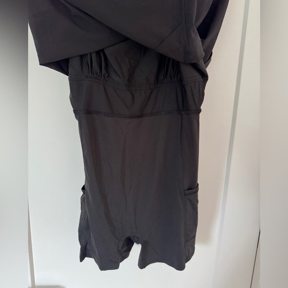 GAP Fit Black Tennis Dress - Mini Slip Dress - size medium - Picture 2 of 5